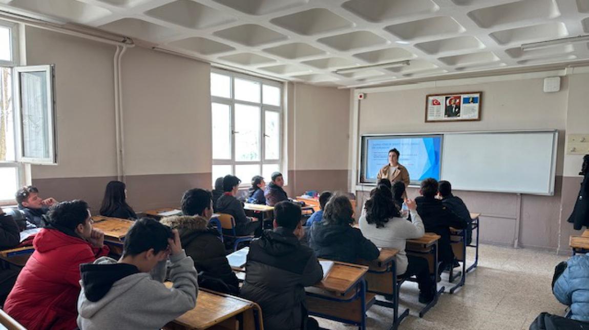 Kadına Yönelik Şiddeti Önleme Farkındalık Sunumları Gerçekleştirildi.